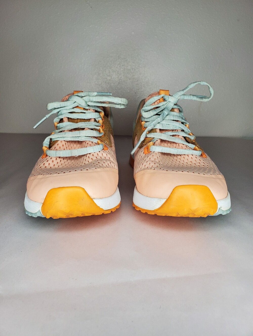 OluKai Wailuku Women’s Athletic Shoes Size 8.5 - Picture 4 of 11